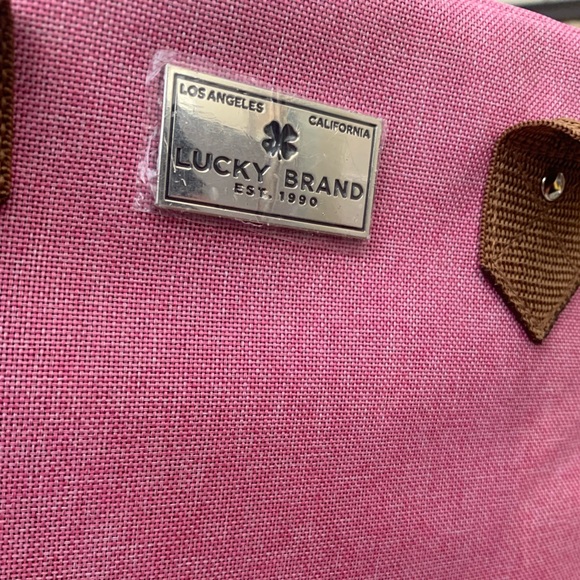 🍀 Lucky Brand Lunch Bag: Pink w/Brown Handles, Insulated Cooler, 10x8.5x6” - Picture 3 of 7